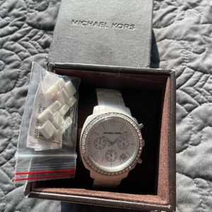 Michael Kors Women's White Ceramic 38 mm Watch